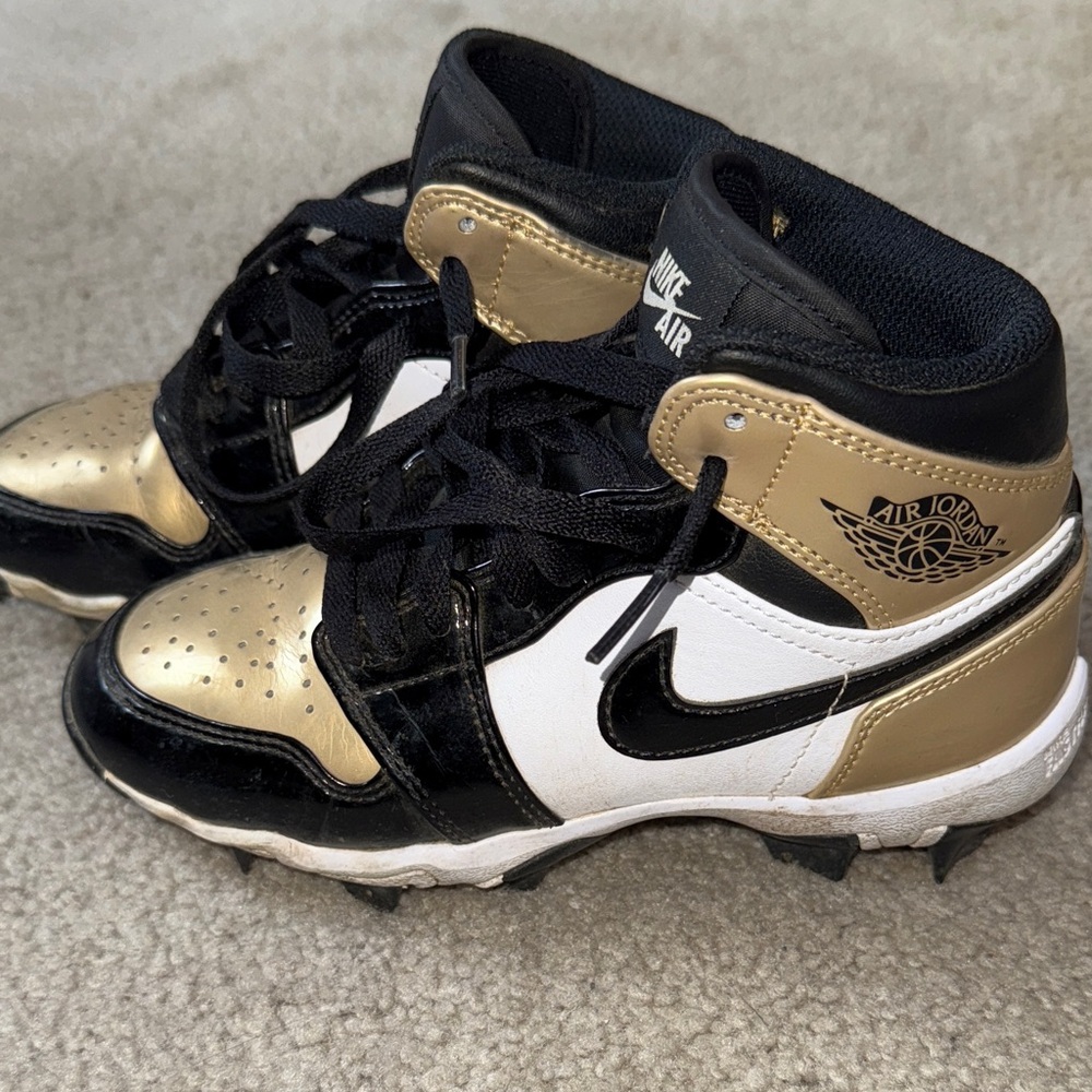 Nike Jordan Kids Fastflex Multi-sport cleats